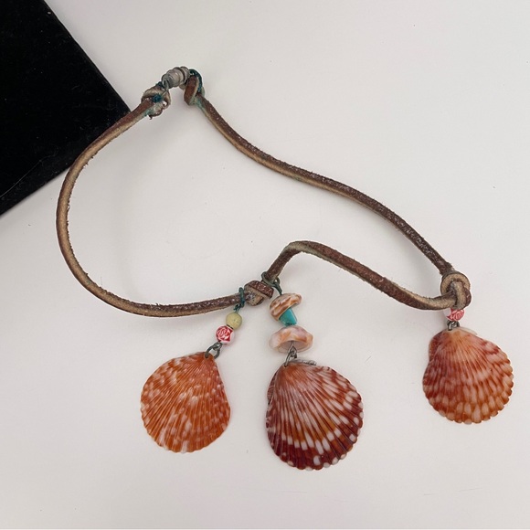Vintage HAWAIIAN Real SHELL Leather Summer Beach Vacation Mermaid Core Necklace - Picture 2 of 9